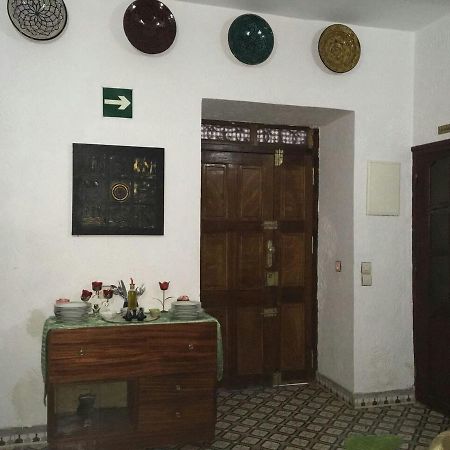 Riad ลารัช ภายนอก รูปภาพ